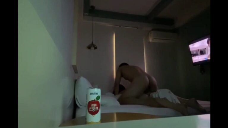 Korean Amateur Video 2026 – 모텔에서-인증커플–사과드링크