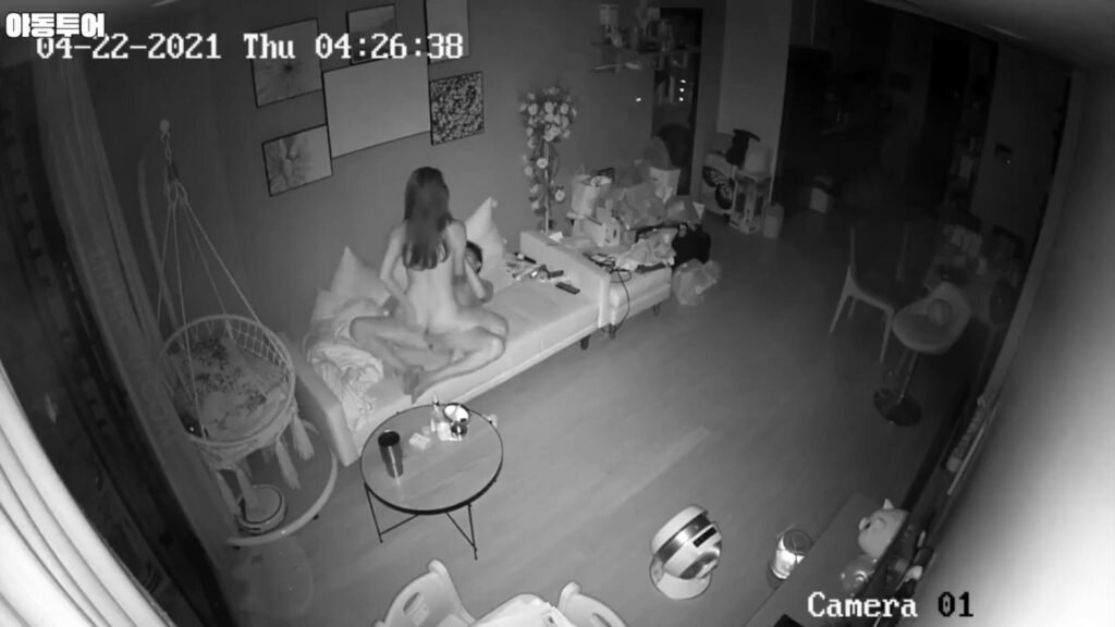 Korean Amateur Video 2026 – IP❤️ 밤에 소파에서 섹스
